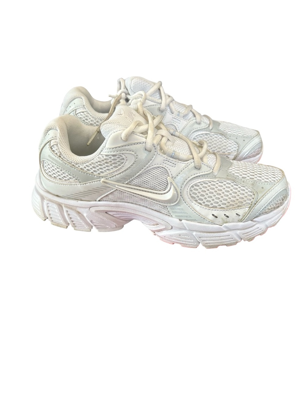 Nike V5 RNR Women's White Running Sneakers - size 8